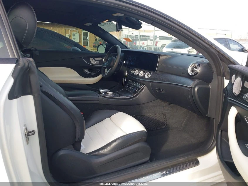 Mercedes-Benz E 450 3.0l 4Matic, снимка 5 - Автомобили и джипове - 54094436