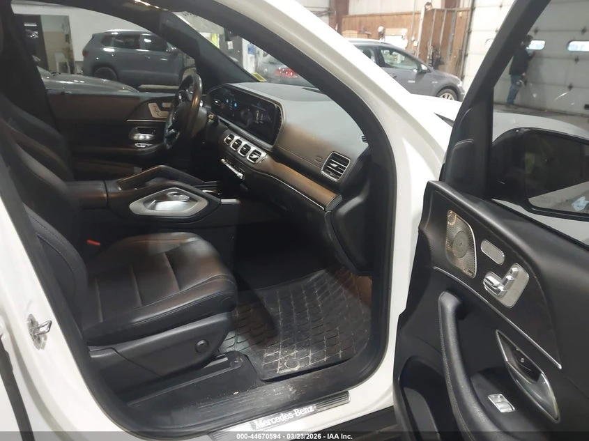 Mercedes-Benz GLS 450 3.0l 4Matic, снимка 5 - Автомобили и джипове - 54307059