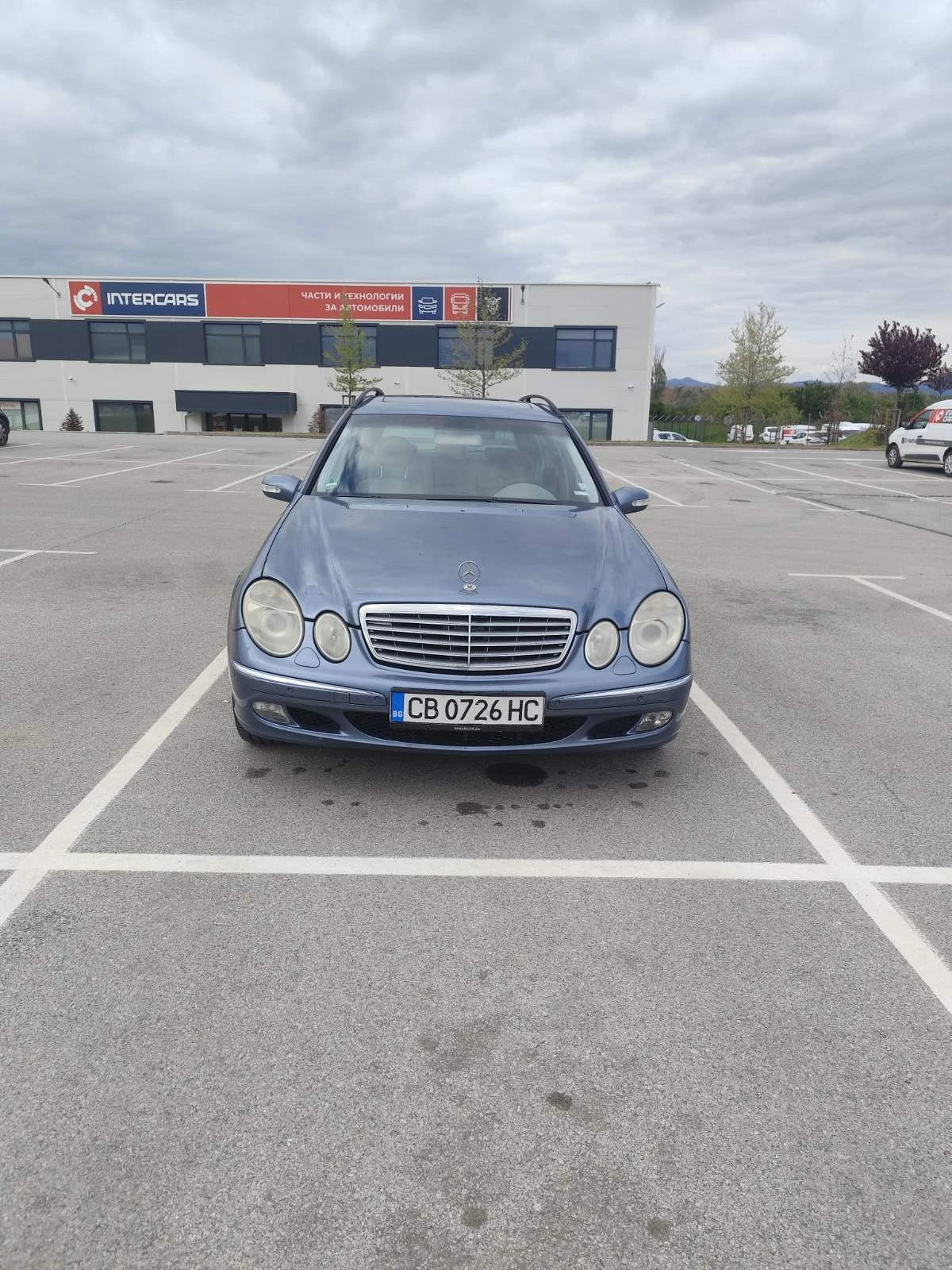 Mercedes-Benz E 270, снимка 6 - Автомобили и джипове - 54427256