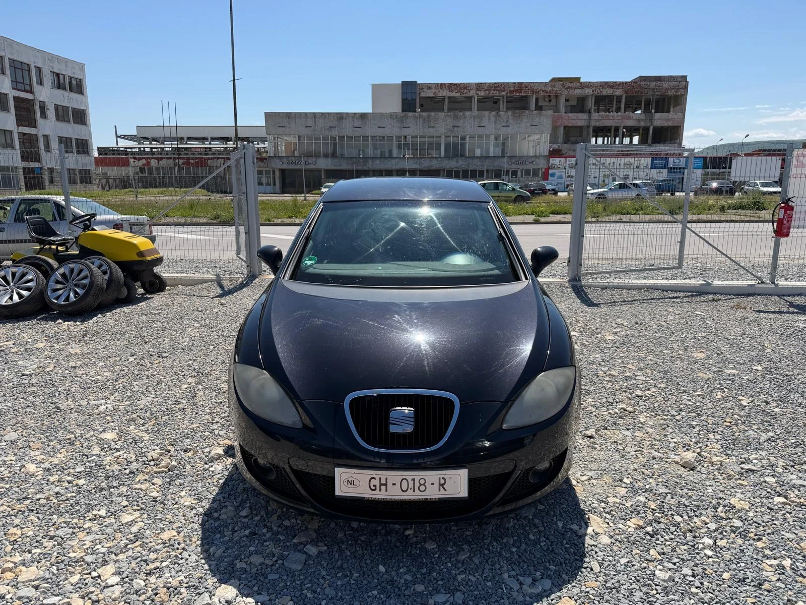 Seat Leon 1.9 TDI 105 , снимка 2 - Автомобили и джипове - 54441334