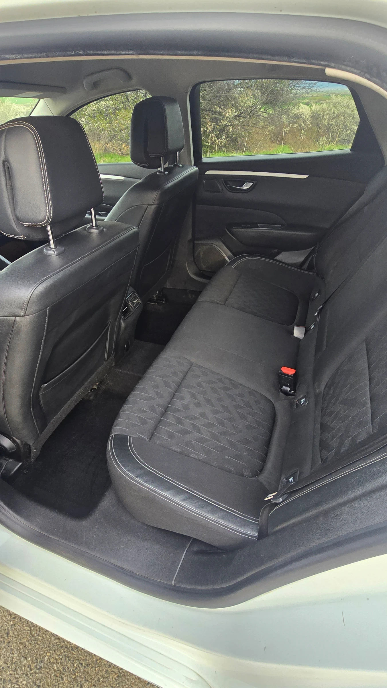 Renault Talisman 1.6 CDI LIMITED, снимка 12 - Автомобили и джипове - 54684965