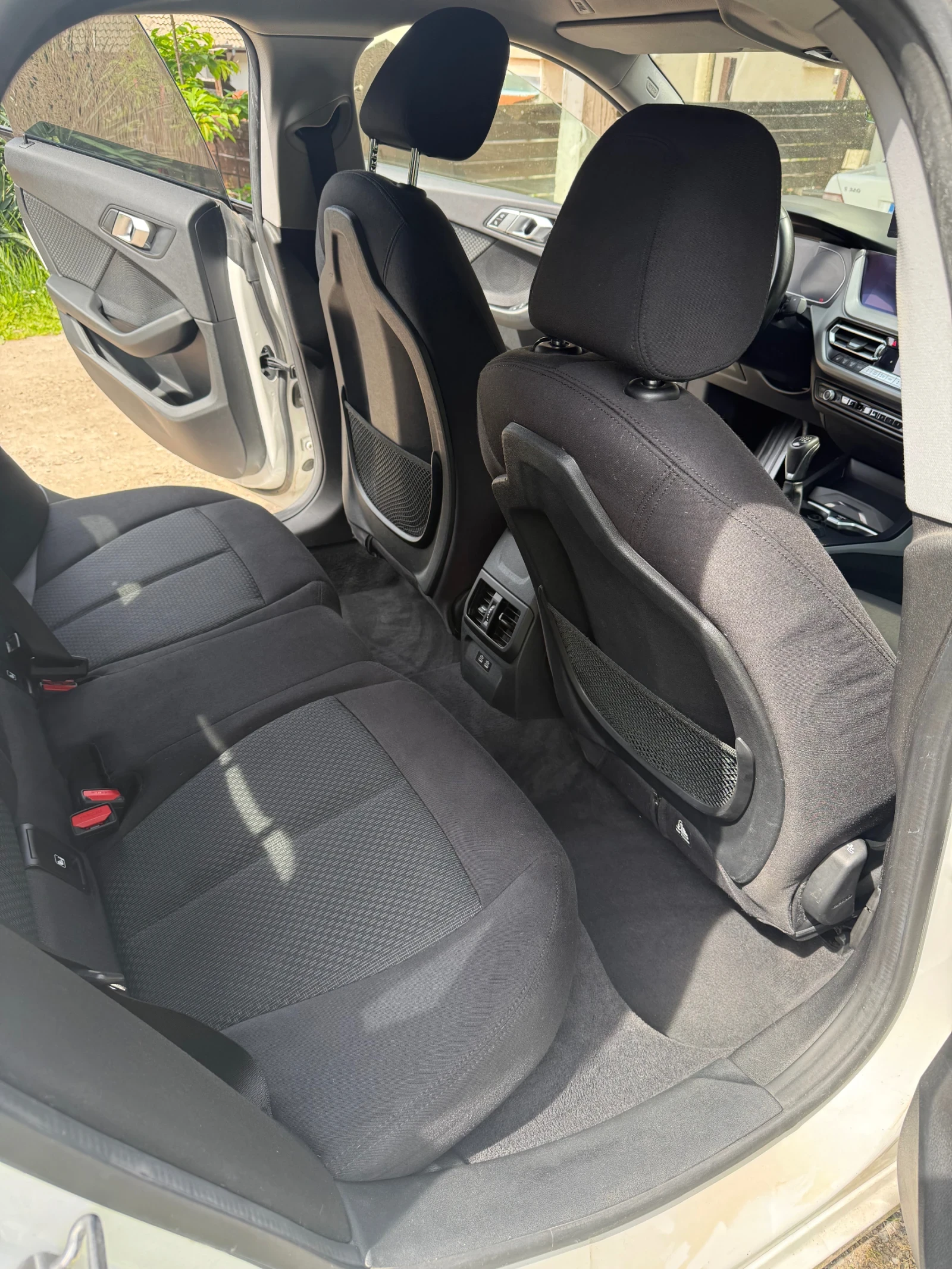 BMW 218 Gran Coupe/TwinPowerTurbo/1.5T/Led/Navi/Denmark, снимка 10 - Автомобили и джипове - 54717202