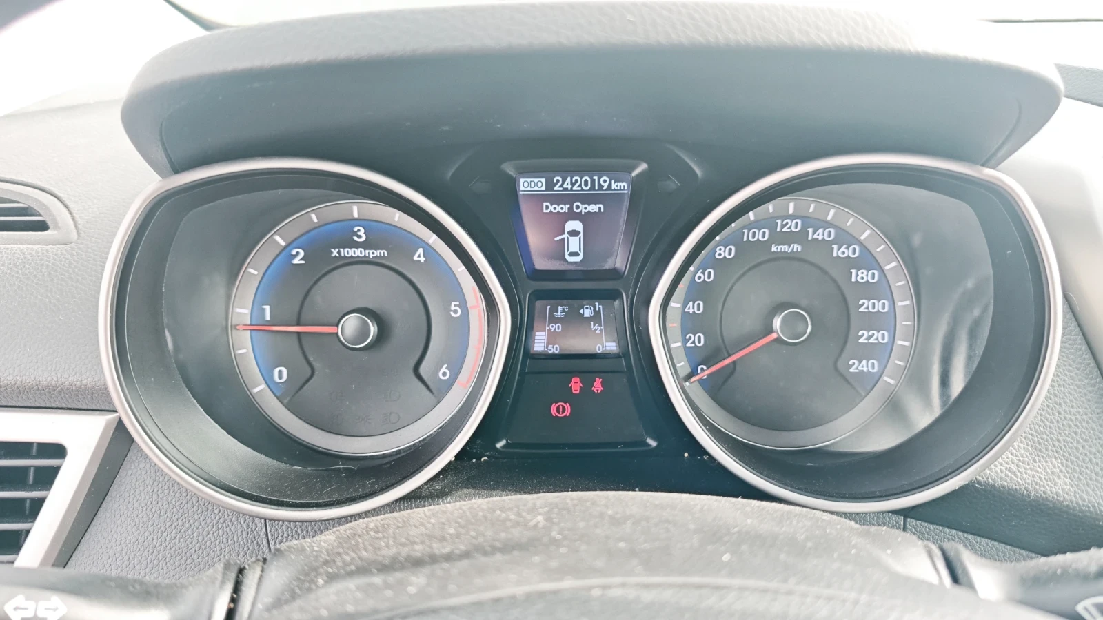 Hyundai I30 1.6CRDI, снимка 7 - Автомобили и джипове - 54946497