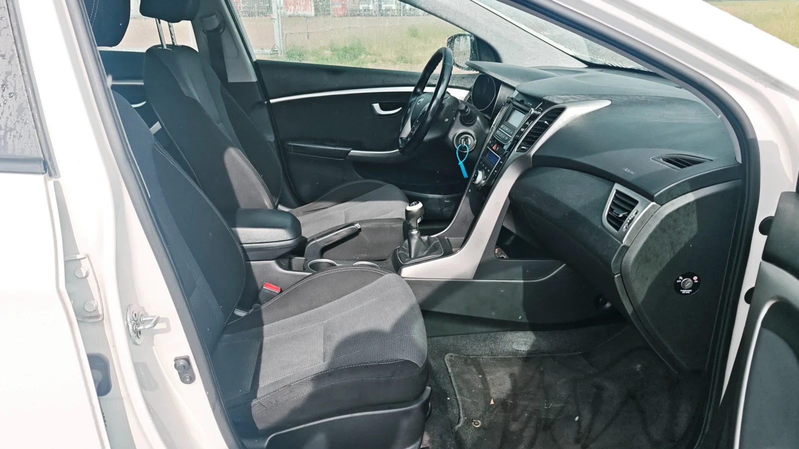 Hyundai I30 1.6CRDI, снимка 10 - Автомобили и джипове - 54946497