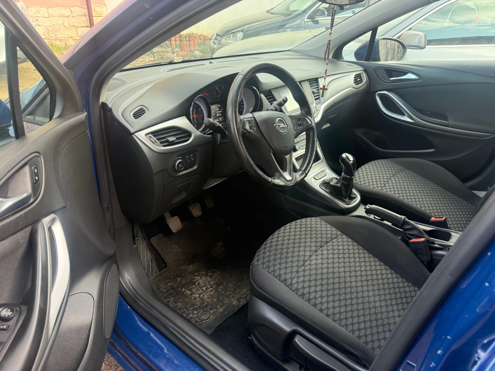 Opel Astra 1.0-105kc, снимка 13 - Автомобили и джипове - 55192568