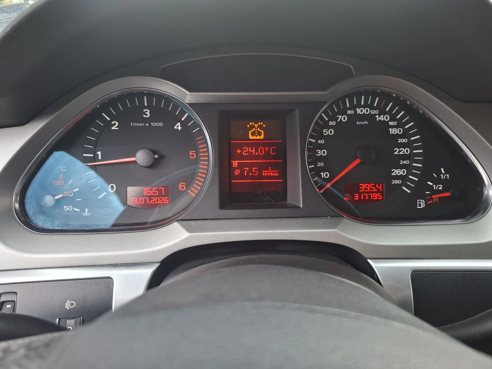 Audi A6 Топ АВТОМОБИЛ ЗА ЛУБИТЕЛИ НА МАРКАТА, снимка 4 - Автомобили и джипове - 55265869