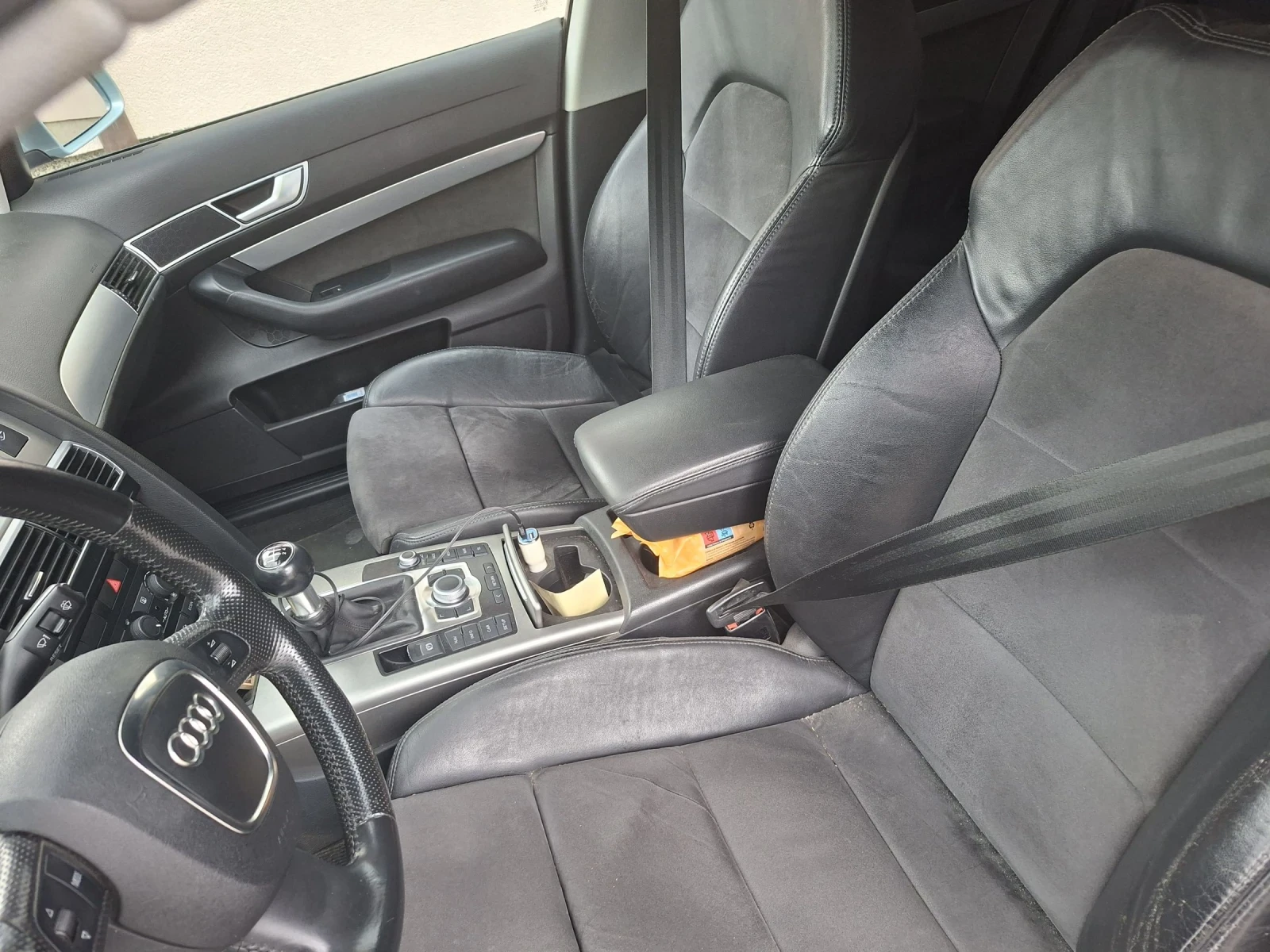 Audi A6 Топ АВТОМОБИЛ ЗА ЛУБИТЕЛИ НА МАРКАТА, снимка 2 - Автомобили и джипове - 55265869