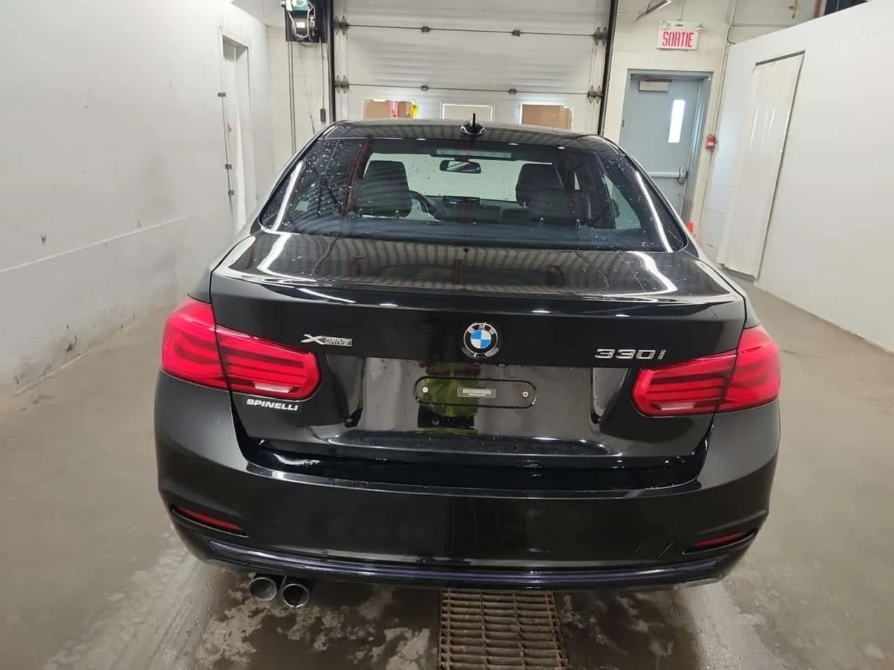 BMW 330 * 330I XDRIVE * CARFAX * БЕЗ ПЪРВОНАЧАЛНА ВНОСКА, снимка 17 - Автомобили и джипове - 55301253