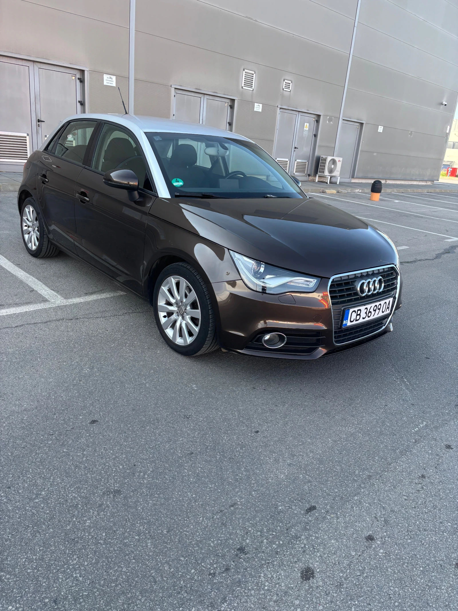 Audi A1 1, 4 tfsi Sportback, снимка 2 - Автомобили и джипове - 55971112