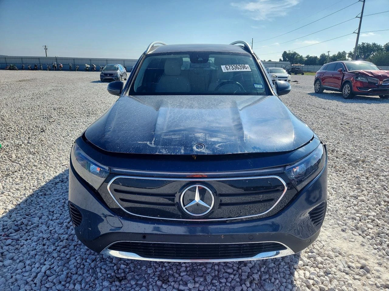 Mercedes-Benz EQB 250+ * ПОДГРЕВ* КАМЕРА* LANE* ASSIST* , снимка 3 - Автомобили и джипове - 56182761