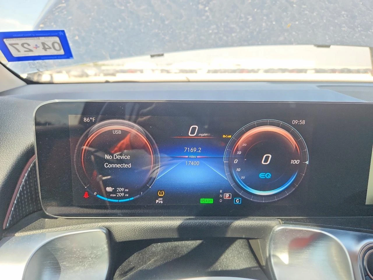 Mercedes-Benz EQB 250+ * ПОДГРЕВ* КАМЕРА* LANE* ASSIST* , снимка 9 - Автомобили и джипове - 56182761