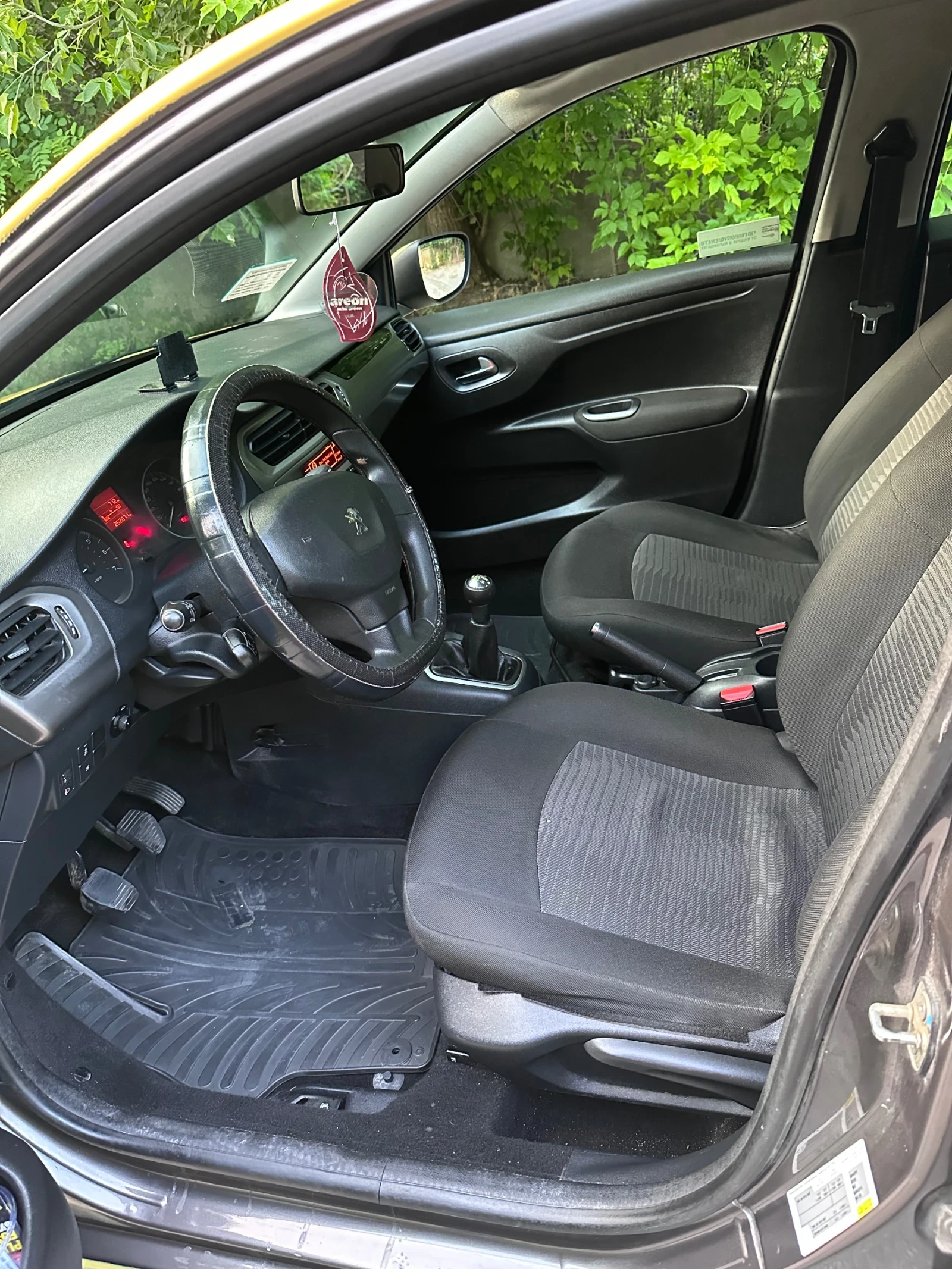 Peugeot 301 1.6 hdi, снимка 7 - Автомобили и джипове - 56403427