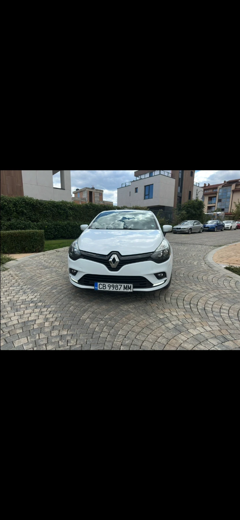 Renault Clio 4, снимка 2 - Автомобили и джипове - 56480619