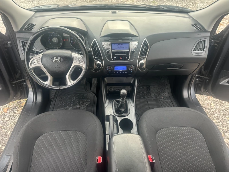 Hyundai IX35 2.0CRDI 136kc 4x4, снимка 10 - Автомобили и джипове - 52156639