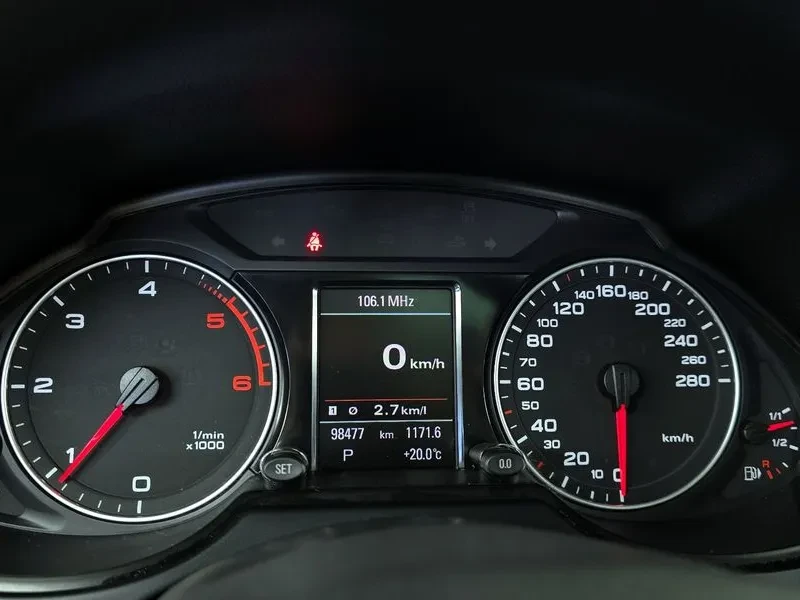 Audi Q5 3.0 TDI Quattro, снимка 8 - Автомобили и джипове - 55130858