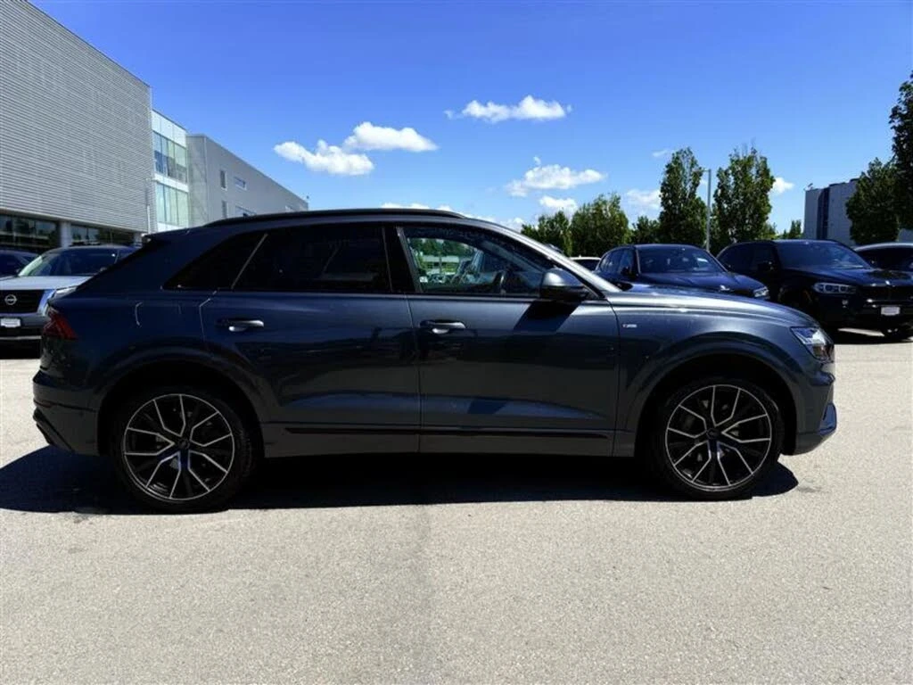 Audi Q8 BOSE* ПАНО* 360* ОБДУХ* AUDI CERTIFIED - изображение 8