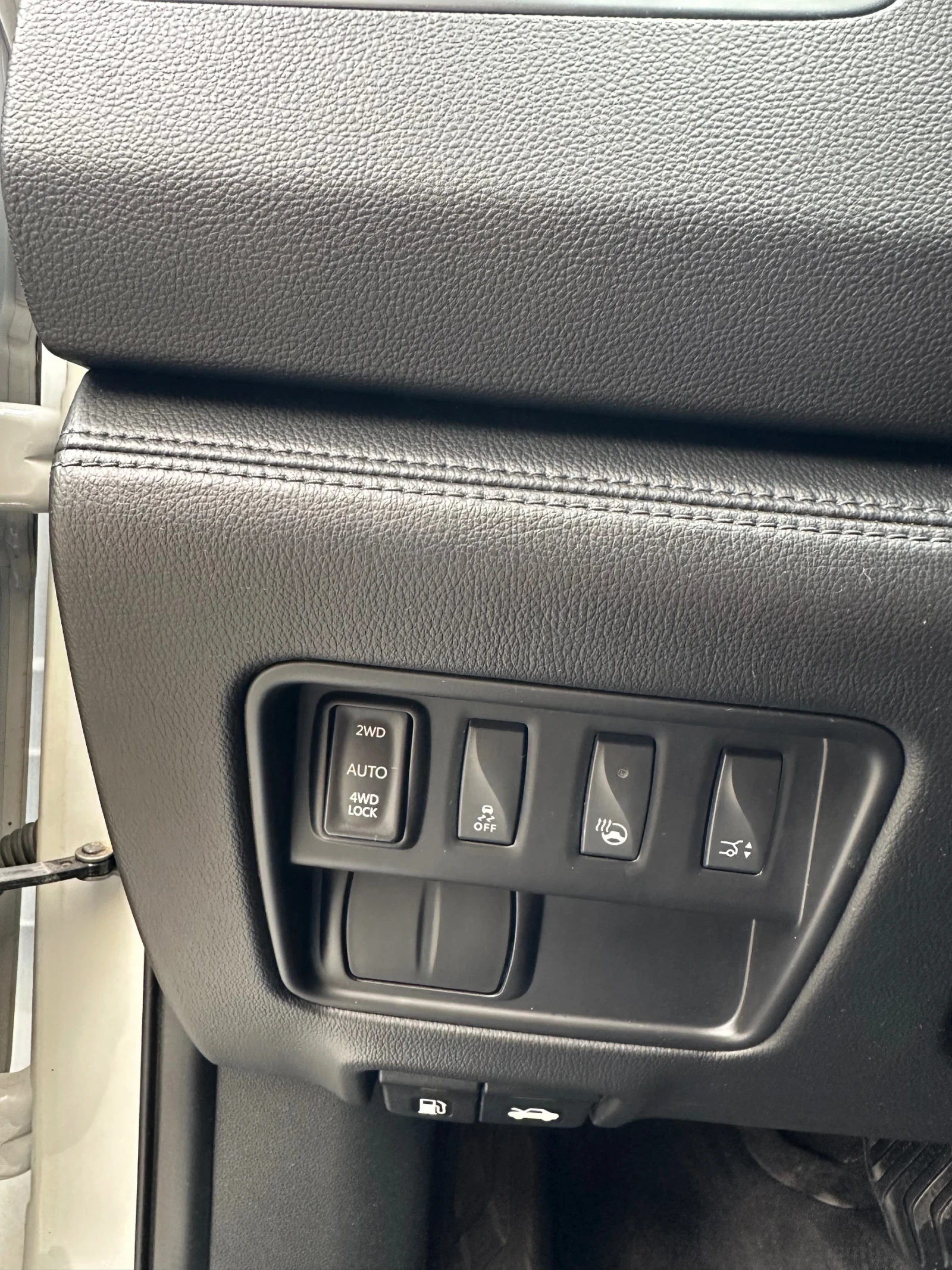 Renault Koleos 4x4 , снимка 8 - Автомобили и джипове - 53223303