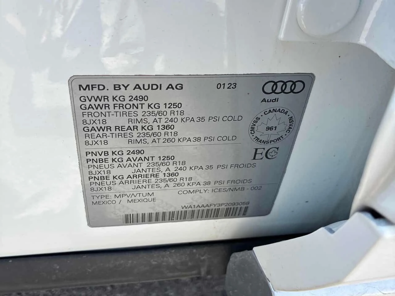Audi Q5 * Komfort * CARFAX * ПАНО * KEYLESS * КЛИПОВЕ, снимка 10 - Автомобили и джипове - 54303202