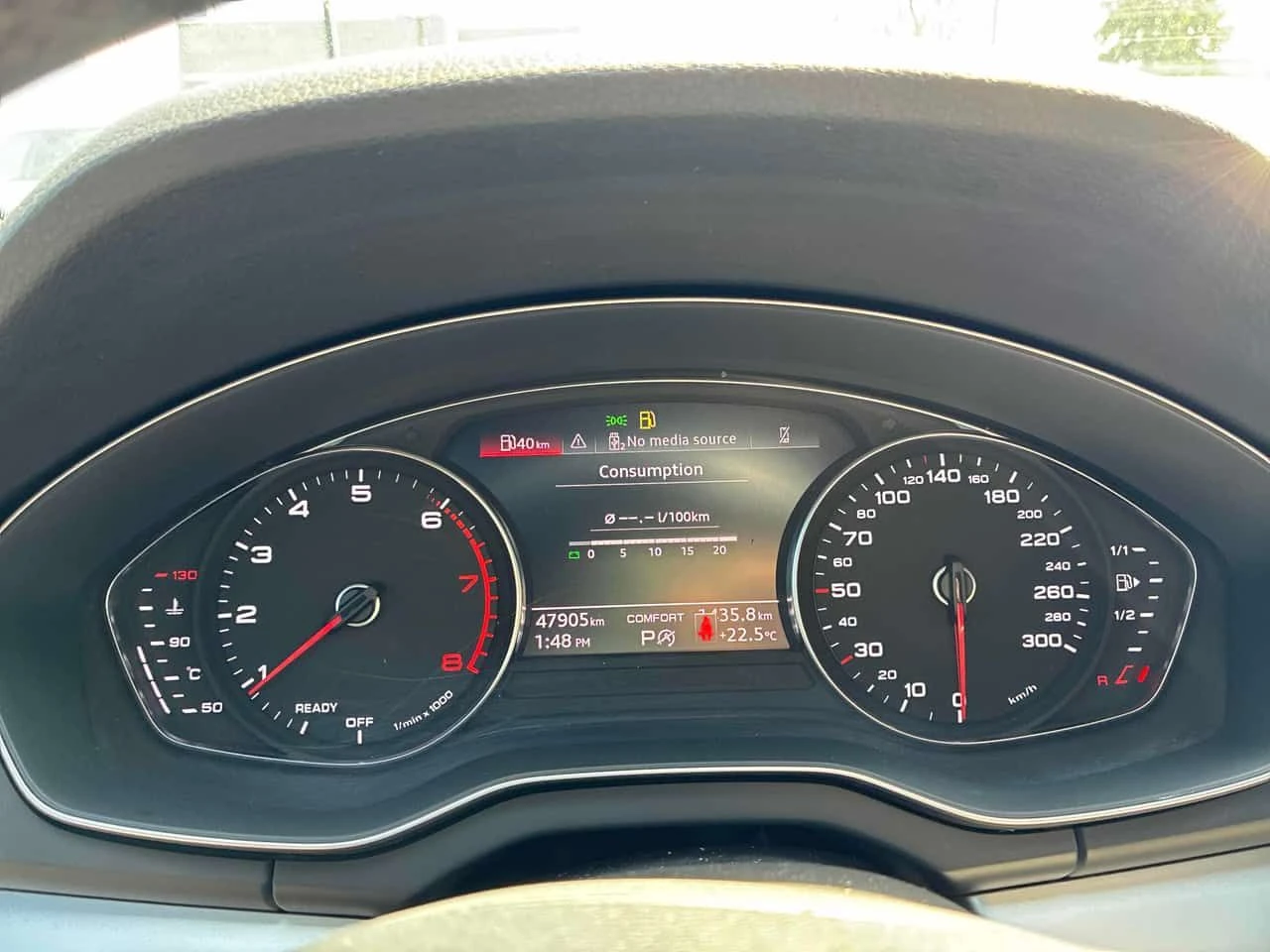 Audi Q5 * Komfort * CARFAX * ПАНО * KEYLESS * КЛИПОВЕ, снимка 8 - Автомобили и джипове - 54303202