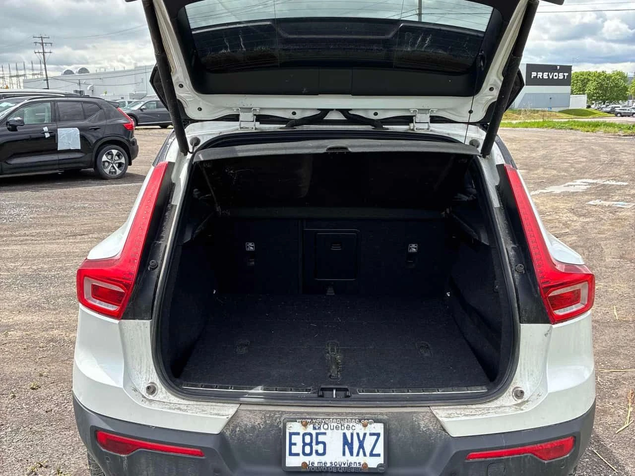 Volvo XC40 T5 AWD * ОТ ГЛАВНО ПРЕДСТАВИТЕЛСТВО НА VOLVO , снимка 13 - Автомобили и джипове - 54710737