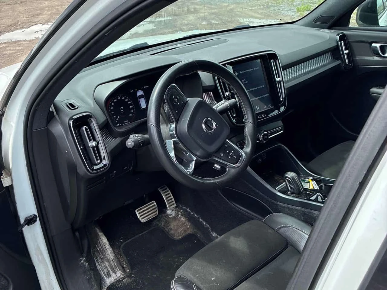 Volvo XC40 T5 AWD * ОТ ГЛАВНО ПРЕДСТАВИТЕЛСТВО НА VOLVO , снимка 7 - Автомобили и джипове - 54710737