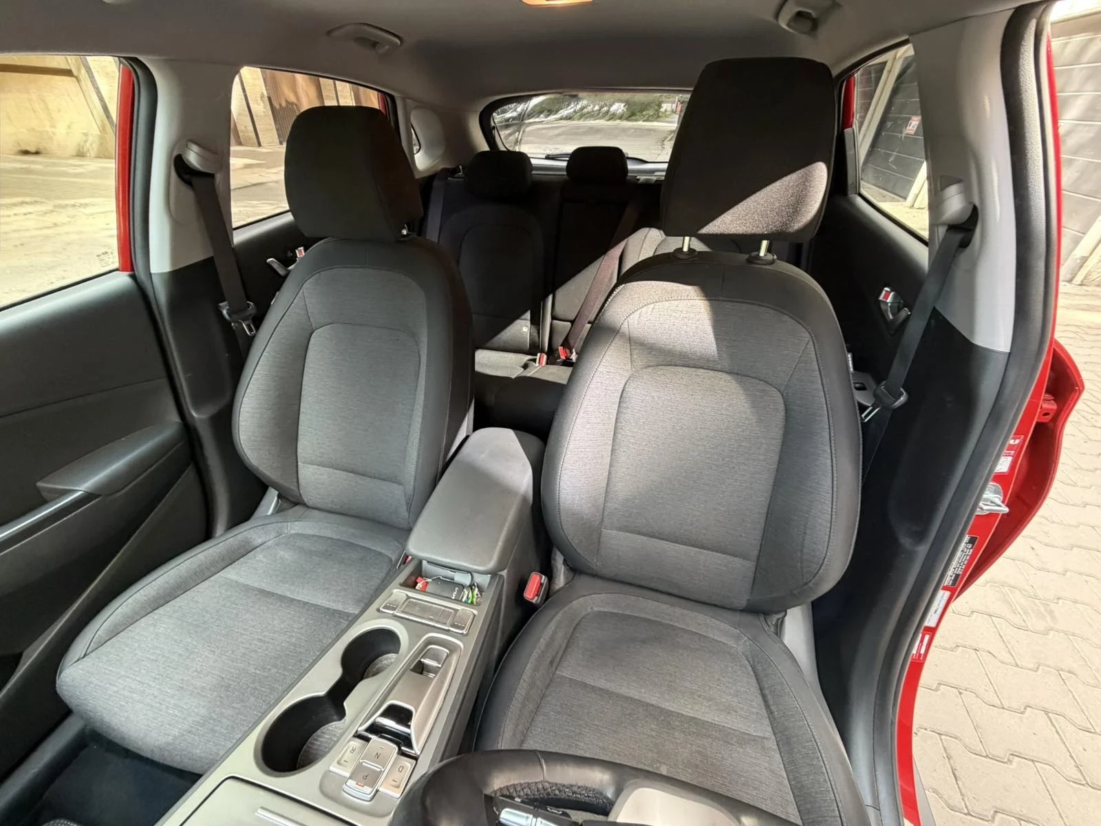 Hyundai Kona PRIME 64 kWh, снимка 10 - Автомобили и джипове - 54713769
