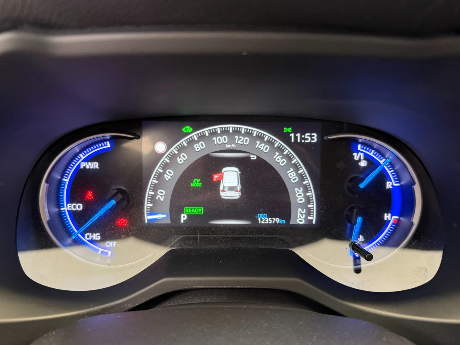 Toyota Rav4, снимка 7 - Автомобили и джипове - 54899115