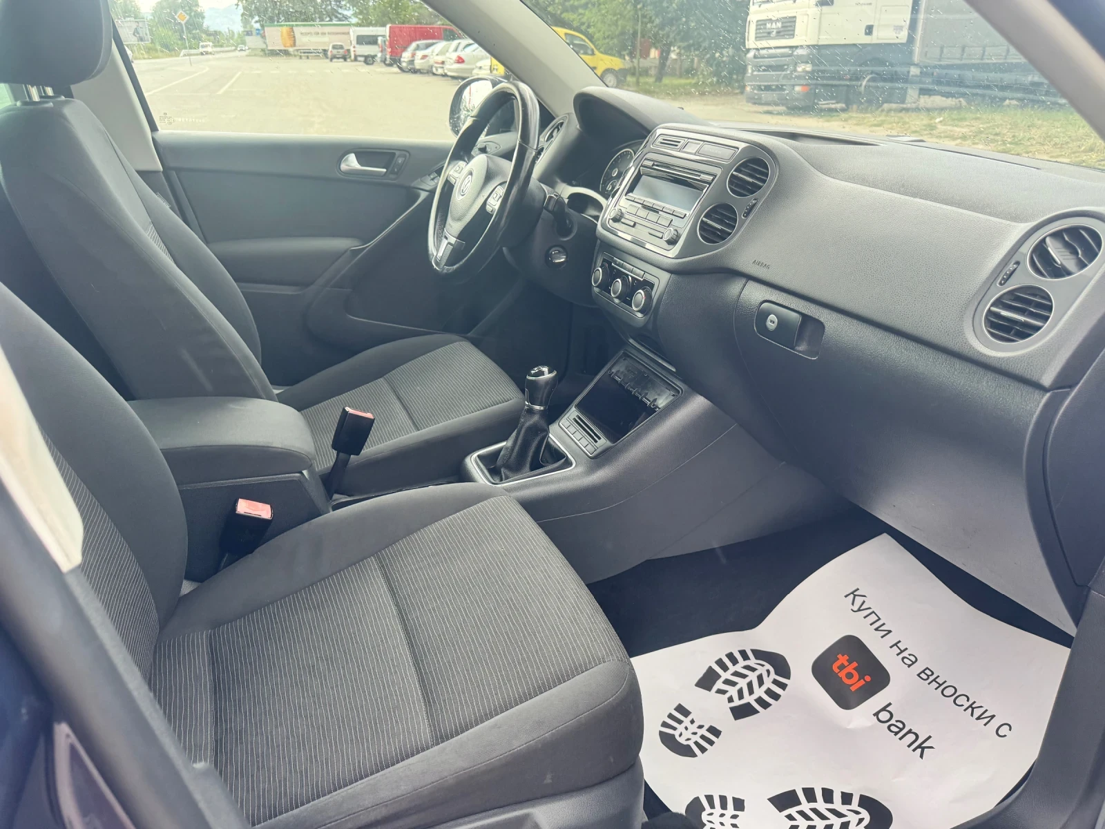 VW Tiguan tdi FACELIFT, снимка 12 - Автомобили и джипове - 55671305