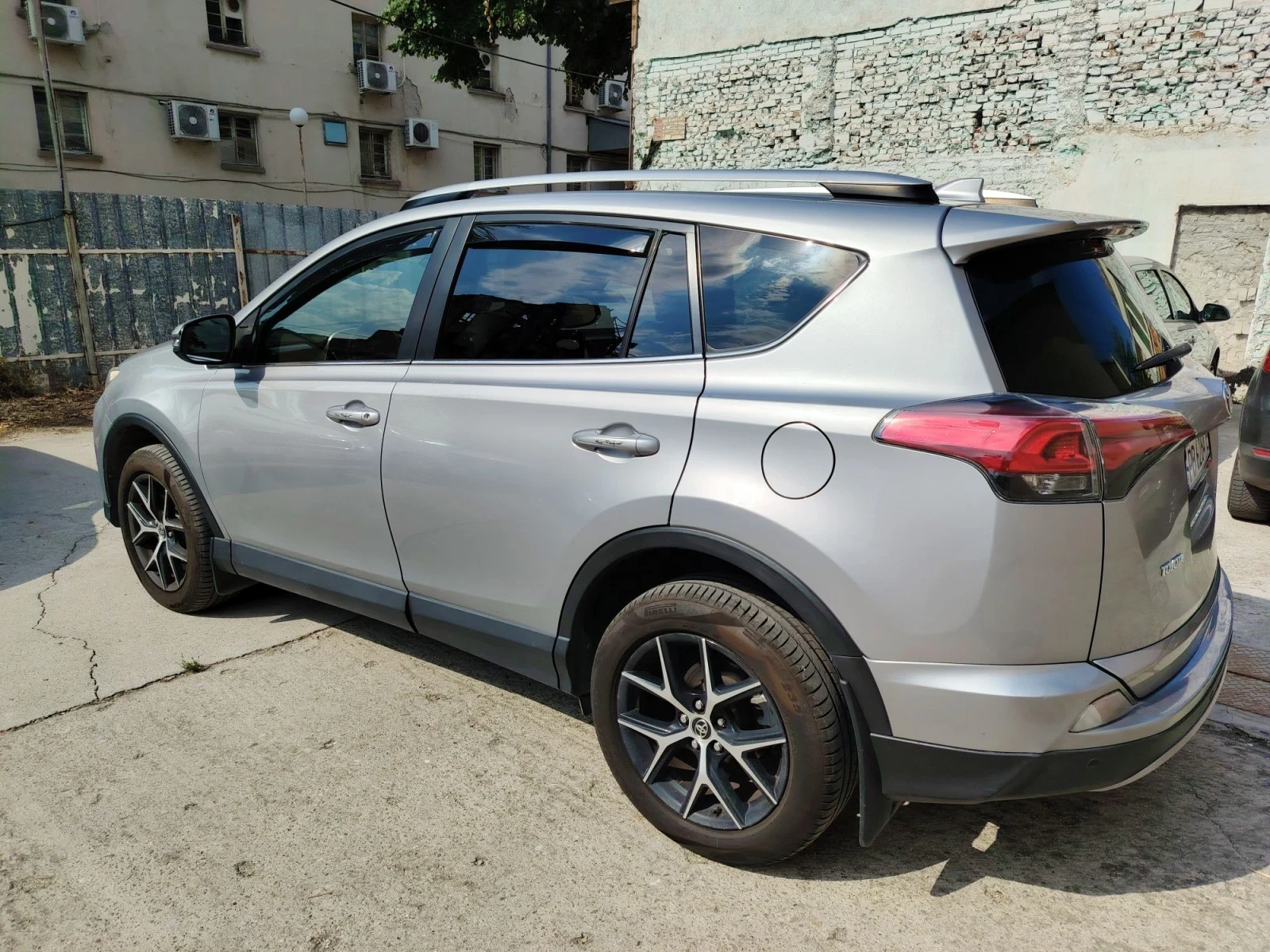 Toyota Rav4 2.5 hybrid , снимка 6 - Автомобили и джипове - 55725737