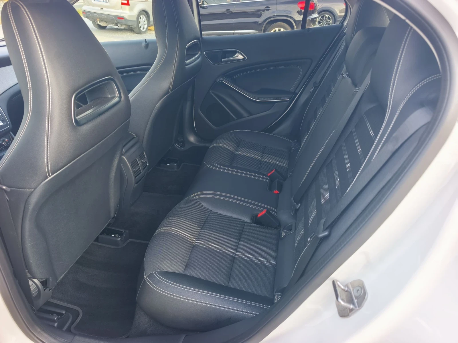 Mercedes-Benz GLA 200 SPORT 125X KM FULL SERVICE IN MERCEDES  | Mobile.bg � ����������� 12