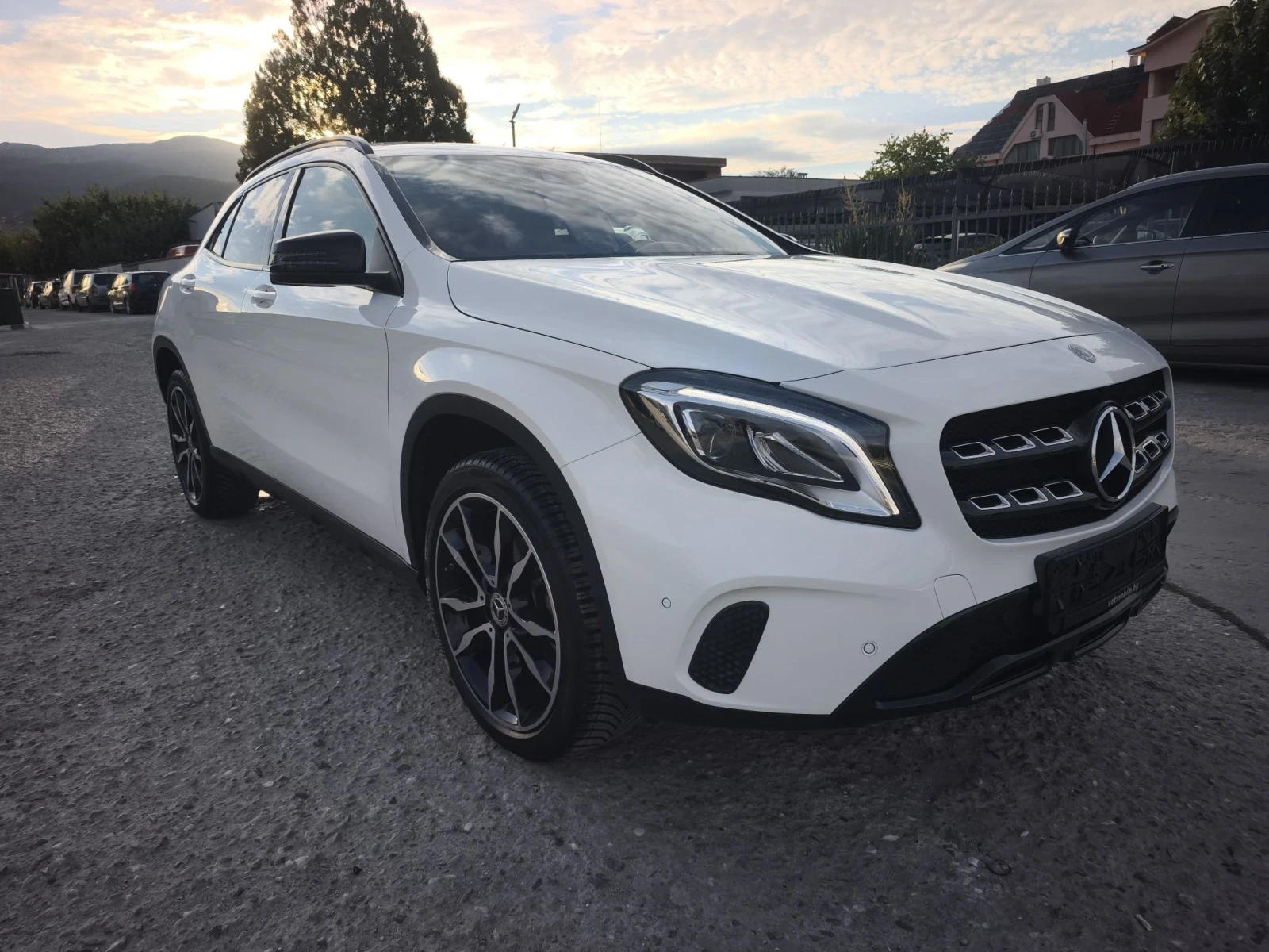 Mercedes-Benz GLA 200 SPORT 125X KM FULL SERVICE IN MERCEDES  | Mobile.bg � ����������� 3