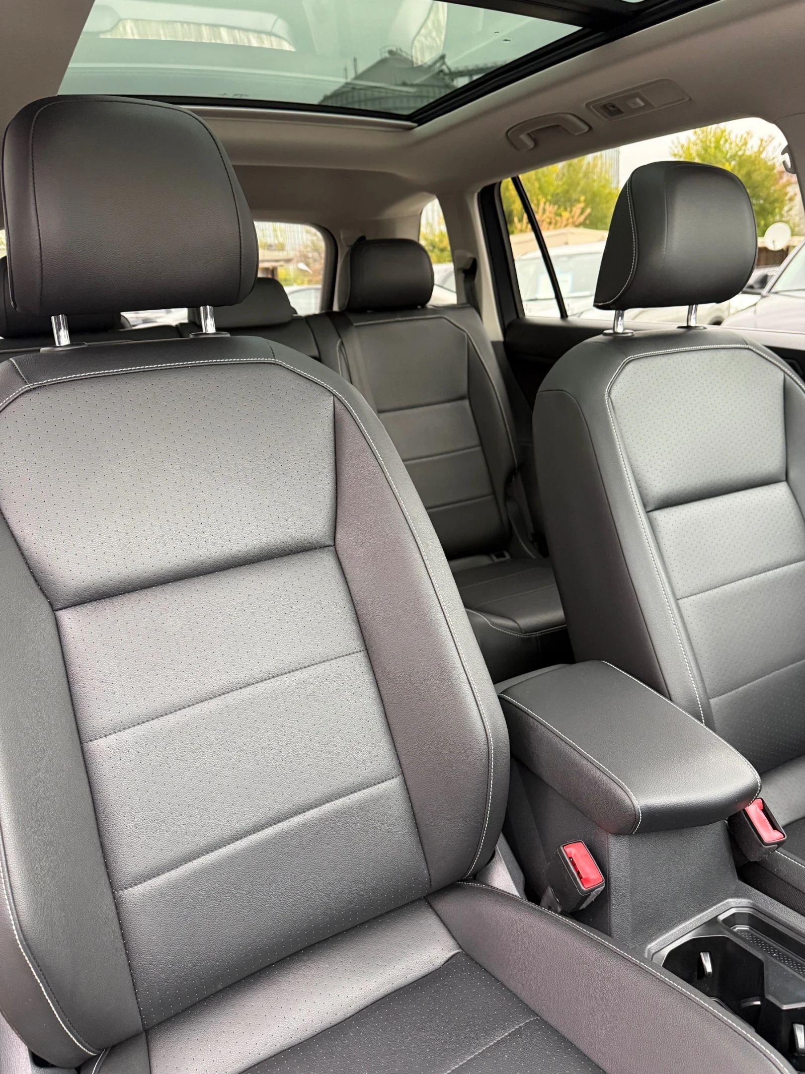 VW Tiguan 2.0TSi 6+ 1 Обслужен, снимка 15 - Автомобили и джипове - 56747680