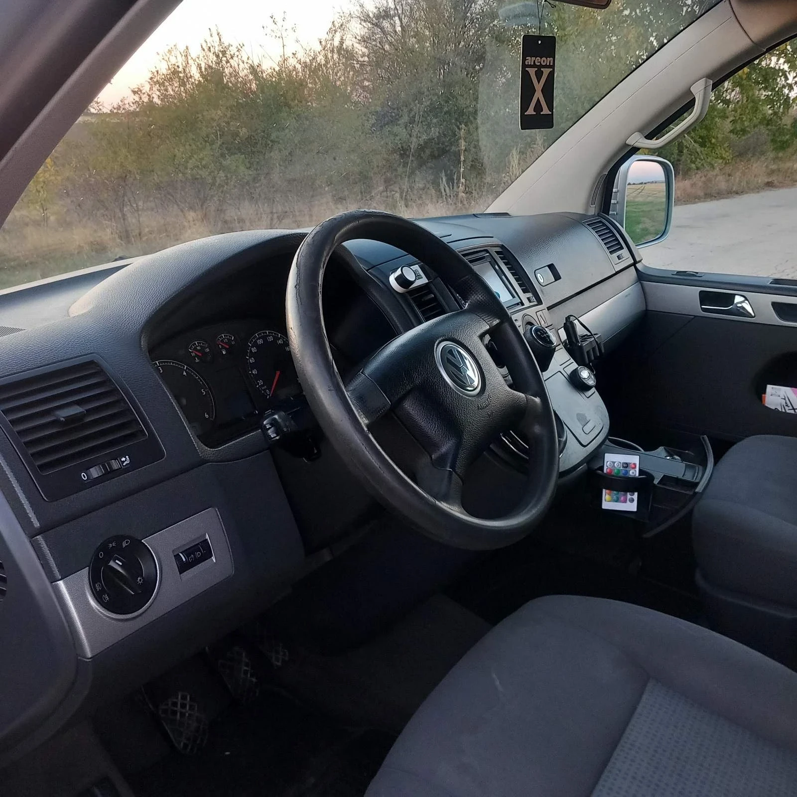 VW Multivan 2.5 TDI - изображение 7