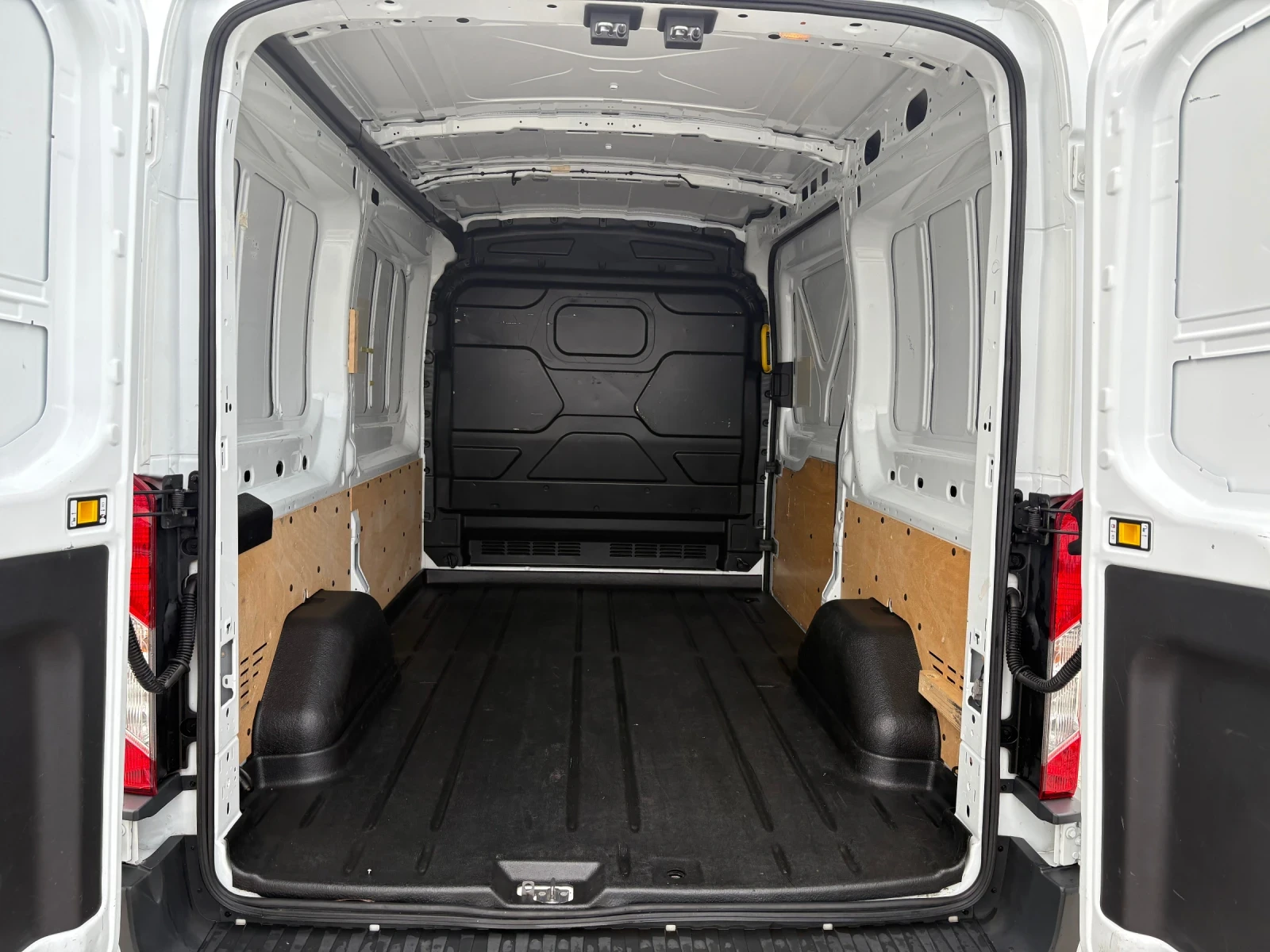 Ford Transit 2.2D | Mobile.bg � ����������� 11