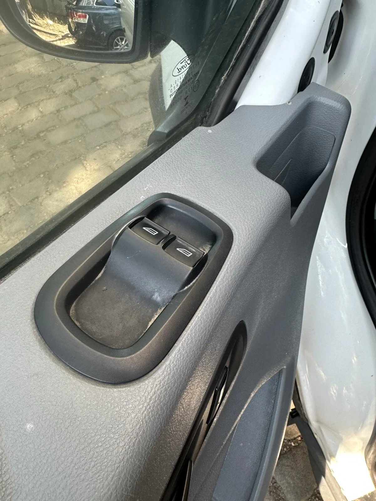 Ford Transit 2.0tdci, снимка 10 - Бусове и автобуси - 55612622