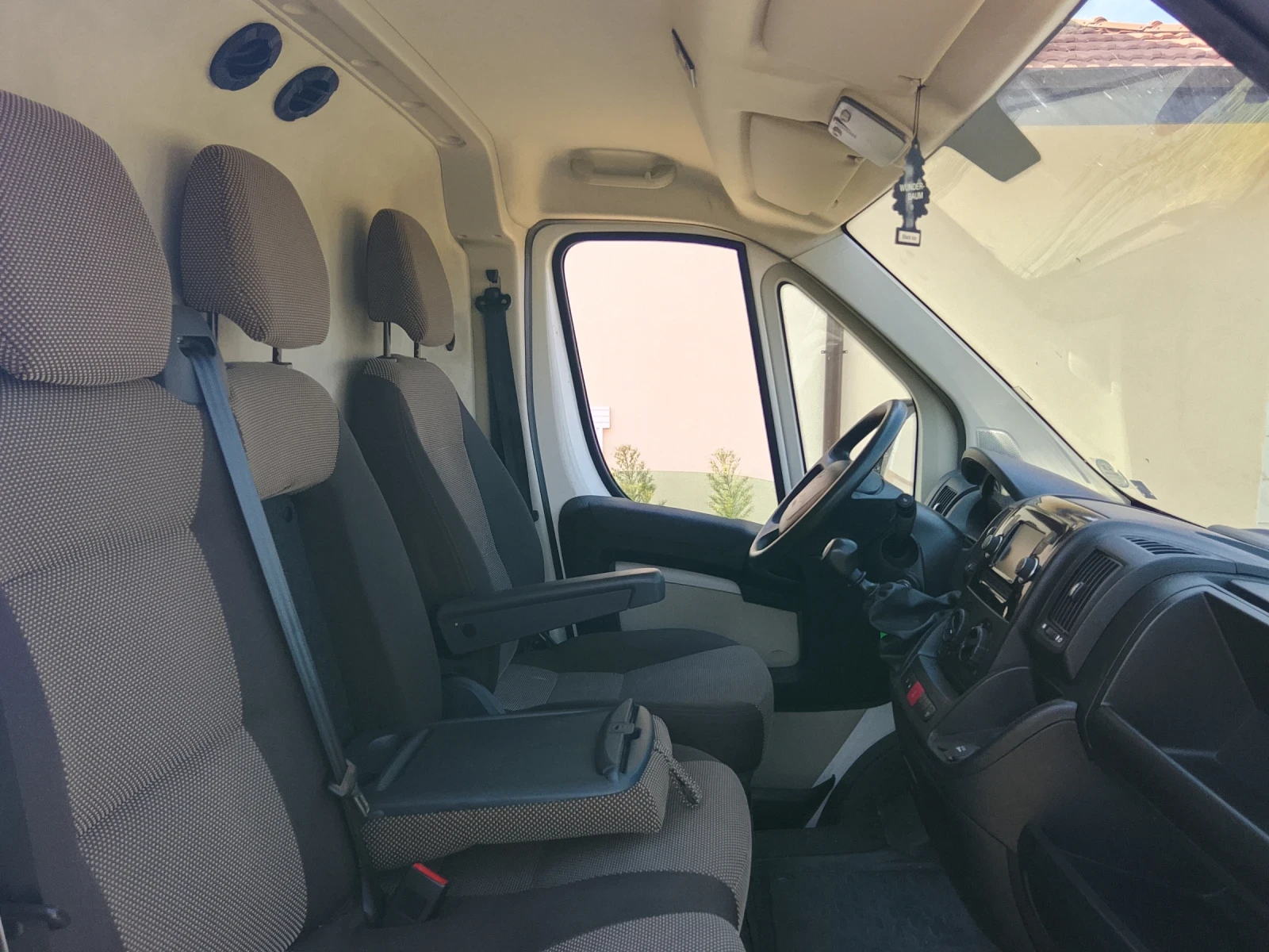 Peugeot Boxer L1/H1, снимка 9 - Бусове и автобуси - 56162750