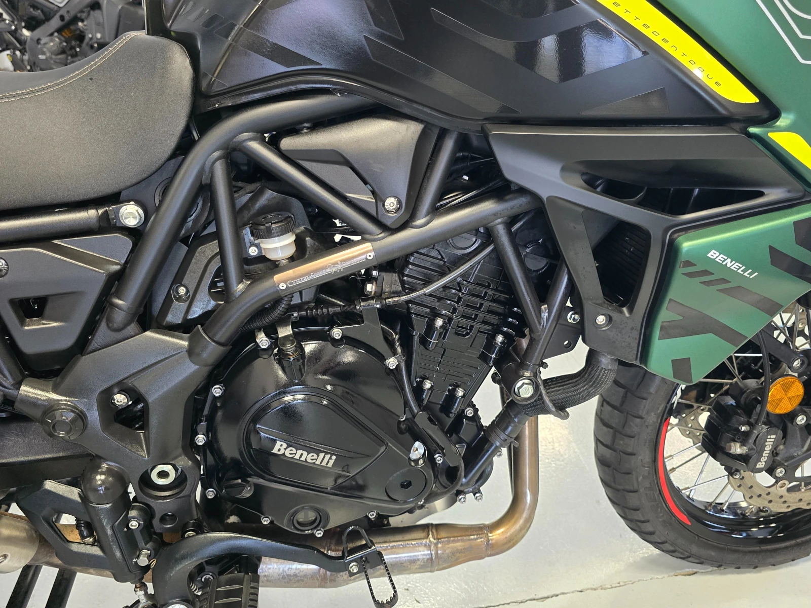 Benelli TRK 702X ABS, 2024г., снимка 8 - Мотоциклети и мототехника - 54770222