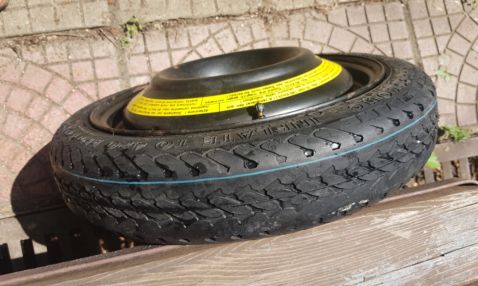 Гуми с джанти Firestone 105/70R14, снимка 6 - Гуми и джанти - 54800923