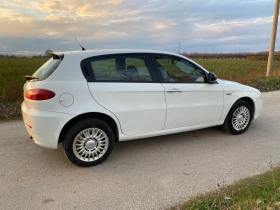 Alfa Romeo 147 1.6 I  - 4800 лв. / 2454.20 € - 12410118 8