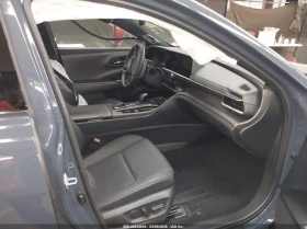 Toyota Crown Nightshade | Auto.bg — изображение 5