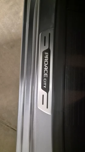 Toyota Proace City ����� ��� 8000�� | Mobile.bg � ����� ������ 12