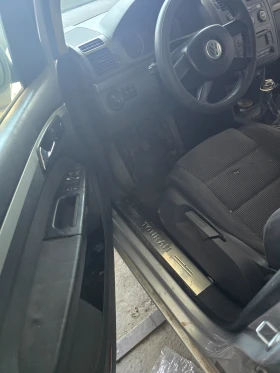 VW Touran 2000 FSI  - 700 € - 29231195 2