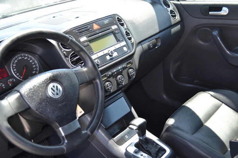 VW Golf Plus 2.0TDI-DSG, снимка 11 - Автомобили и джипове - 46357120