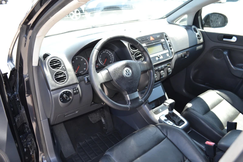 VW Golf Plus 2.0TDI-DSG, снимка 9 - Автомобили и джипове - 46357120