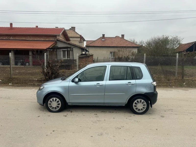 Mazda 2, снимка 2 - Автомобили и джипове - 48451851