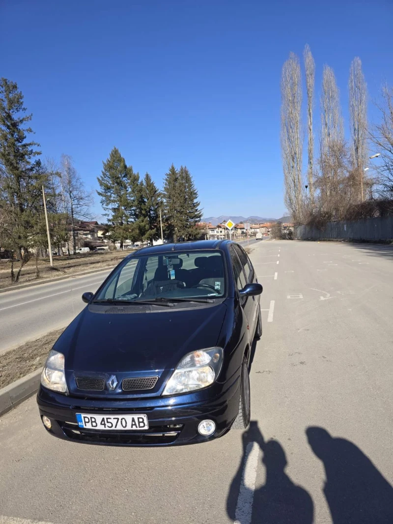 Renault Scenic, снимка 3 - Автомобили и джипове - 49116822