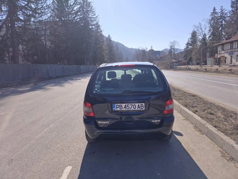 Renault Scenic, снимка 4 - Автомобили и джипове - 49116822