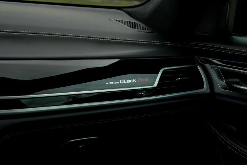 BMW 750 FULL| LIMITED BLACK FIRE EDITION| FULL ALPINA PACK, снимка 11 - Автомобили и джипове - 50564542