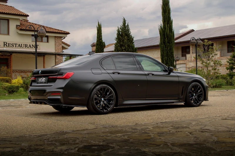BMW 750 FULL| LIMITED BLACK FIRE EDITION| FULL ALPINA PACK, снимка 3 - Автомобили и джипове - 50564542