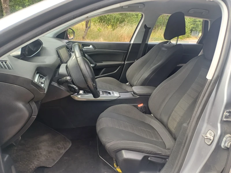 Peugeot 308 2.0 Blue-HDi Allure, снимка 9 - Автомобили и джипове - 51108496